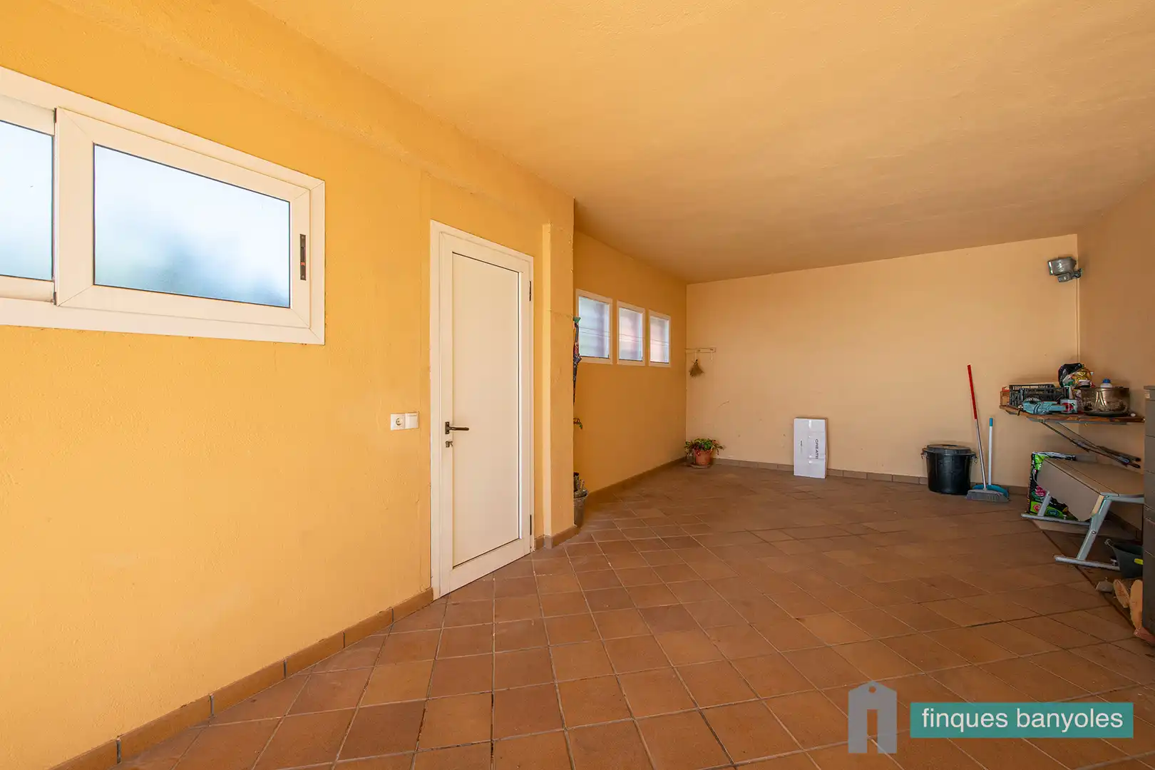 Houses for sale in Banyoles  with Air Conditioner, Heating and Private garden