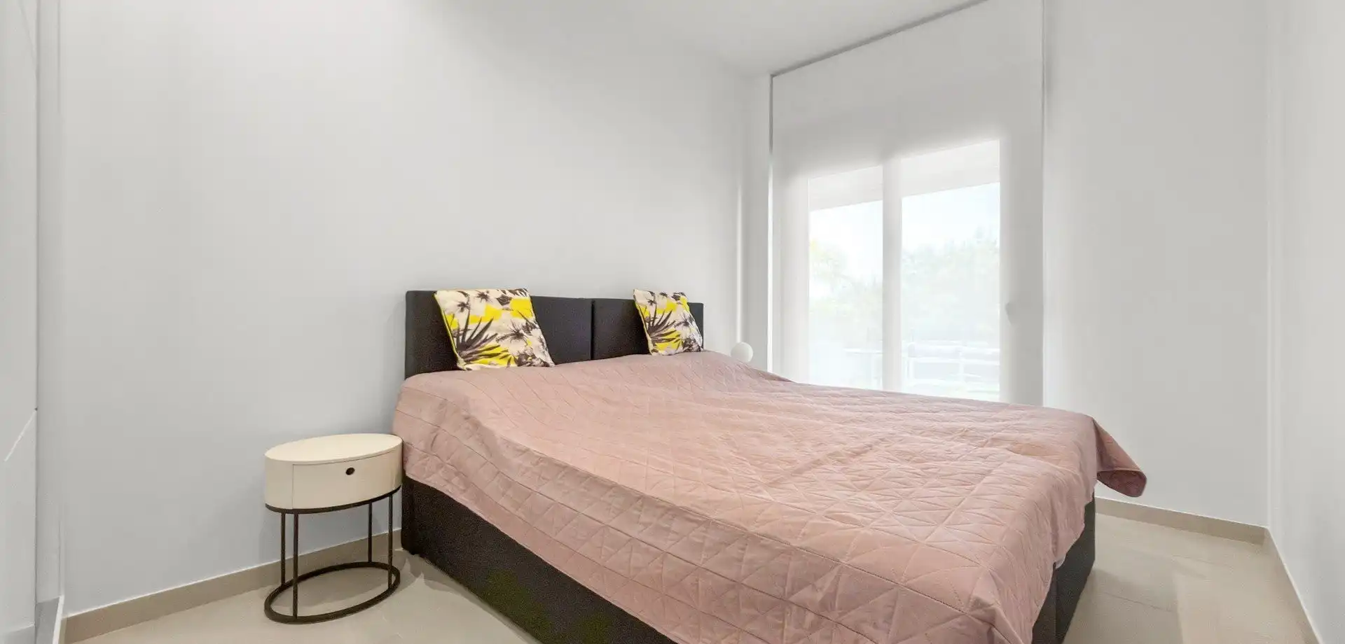 Habitación de Apartamento en venta en Pilar de la Horadada con Jardín privado, Terraza y Amueblado