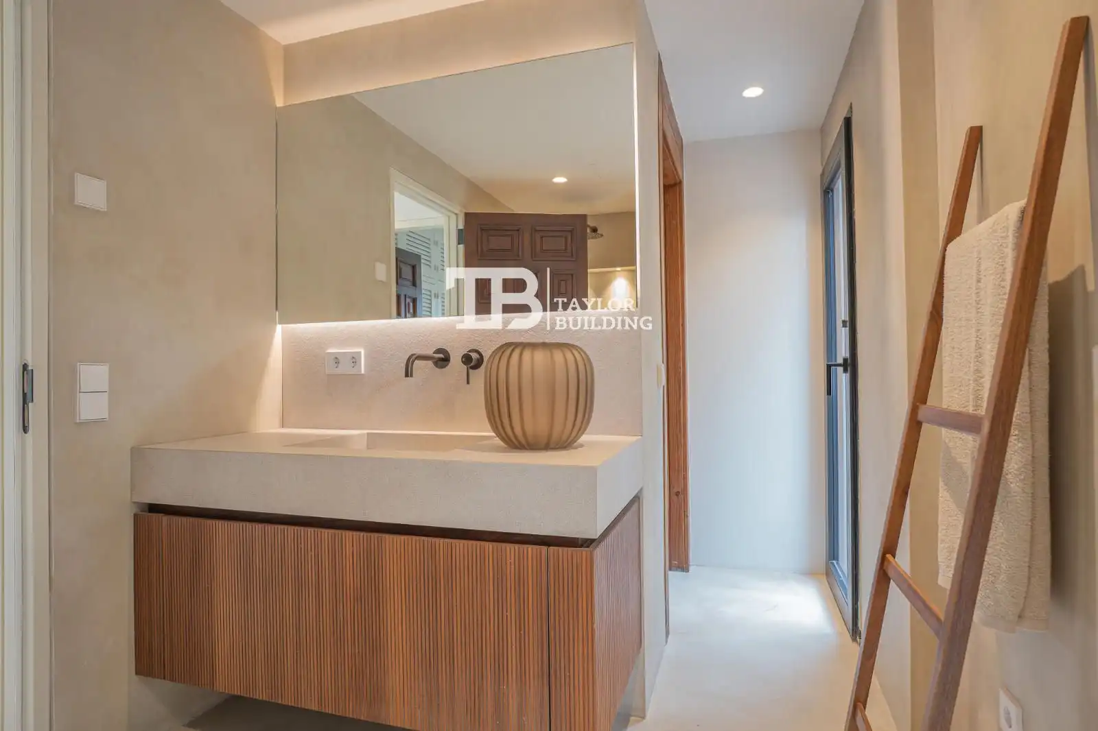 Bathroom of Houses for sale in Calvià  with Air Conditioner, Heating and Private garden