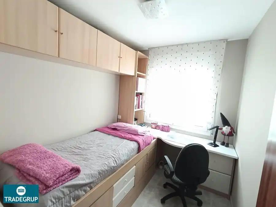 Bedroom of Flat for sale in Centre