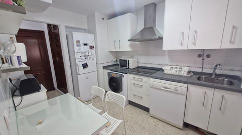 Foto 3 de Piso de alquiler en Calle Juan de la Cosa, La Casería - San Carlos, San Fernando