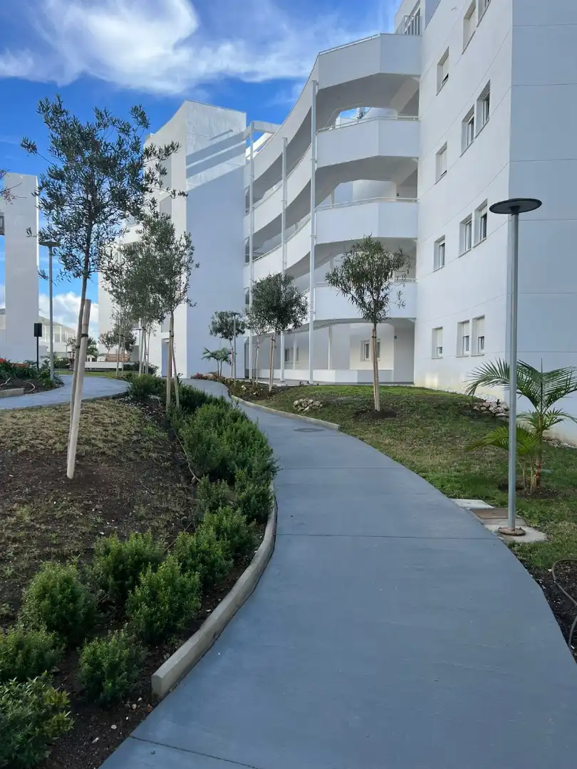 Vista exterior de Piso en venta en Rincón de la Victoria con Aire acondicionado, Terraza y Trastero