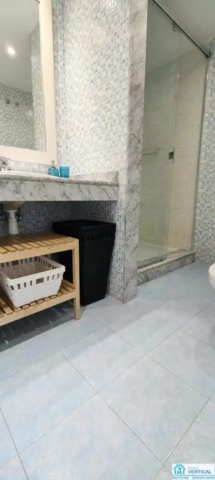 Bany de Pis de lloguer en Paterna amb Aire condicionat, Calefacció i Terrassa