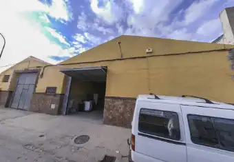 Industrial building for sale in Calle Francisco Cossi Ochoa, imagen 3