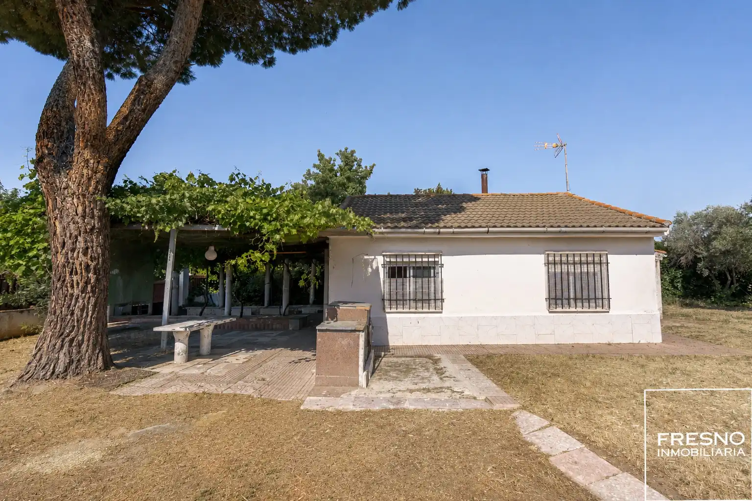 Jardín de Casa o chalet en venta en Serracines con Jardín privado, Terraza y Trastero