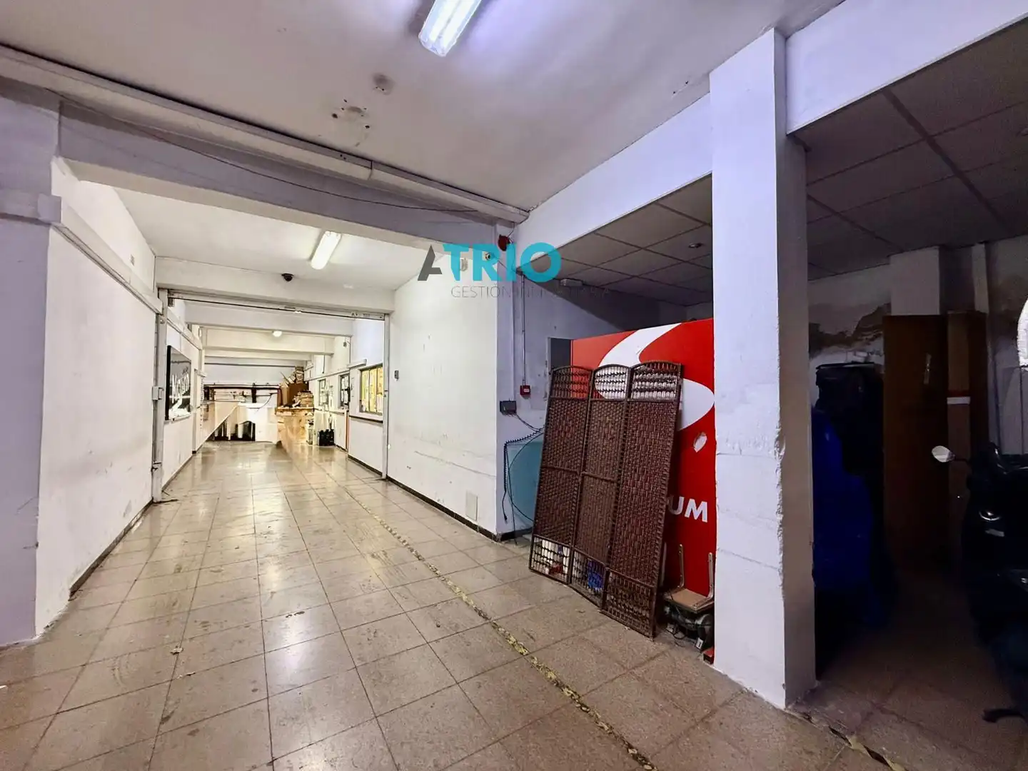 Local comercial en venda a Llevant, imagen 15
