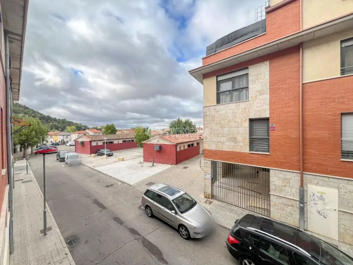 Exterior view of Flat for sale in Cabezón de Pisuerga, Valladolid