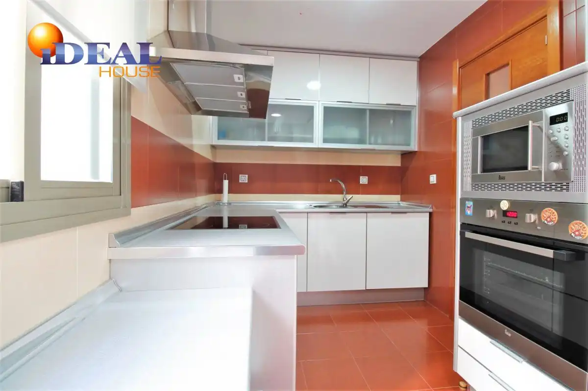 Kitchen of Flat for rent in Maracena  with Heating, Terrace and Furnished