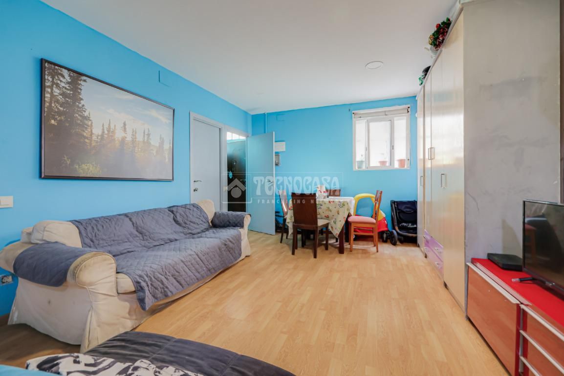 Sala d'estar de Local en venda en L'Hospitalet de Llobregat