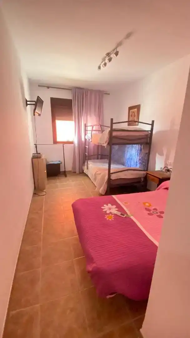 Dormitori de Apartament en venda en Alcolea amb Aire condicionat, Jardí privat i Traster