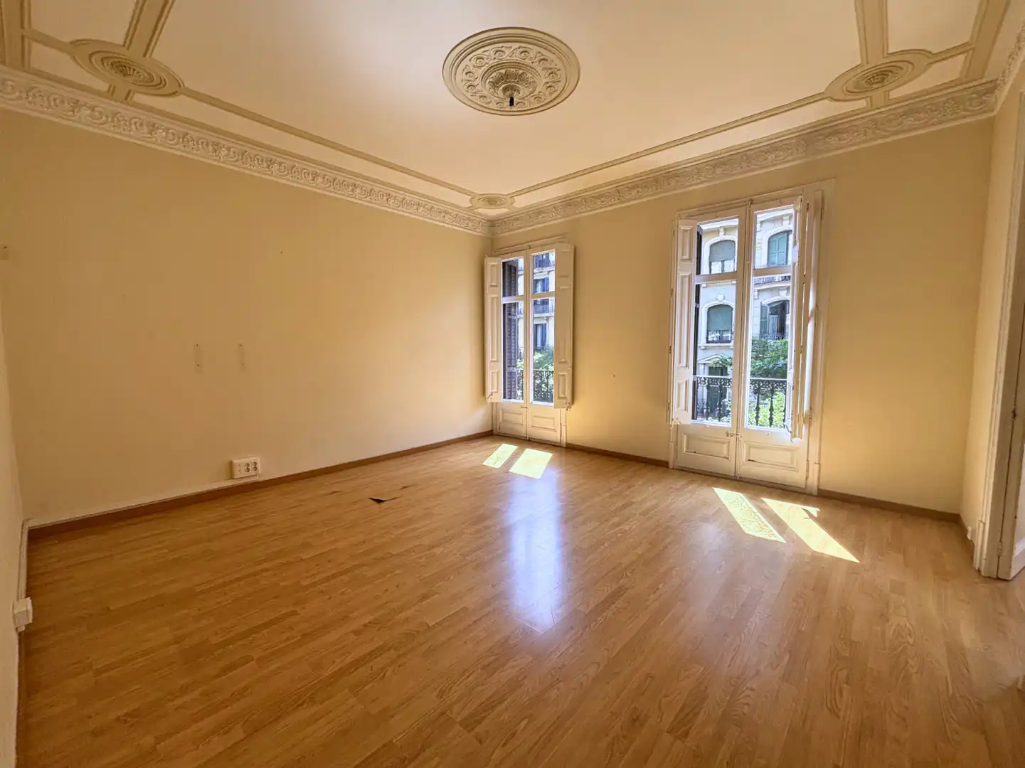 Office space with terrace to rent in Carrer de València 263, imagen 6