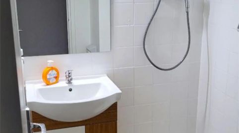 Foto 2 de Habitació a Carrer Polo de Bernabé, 32, Piscinas, Vila-real
