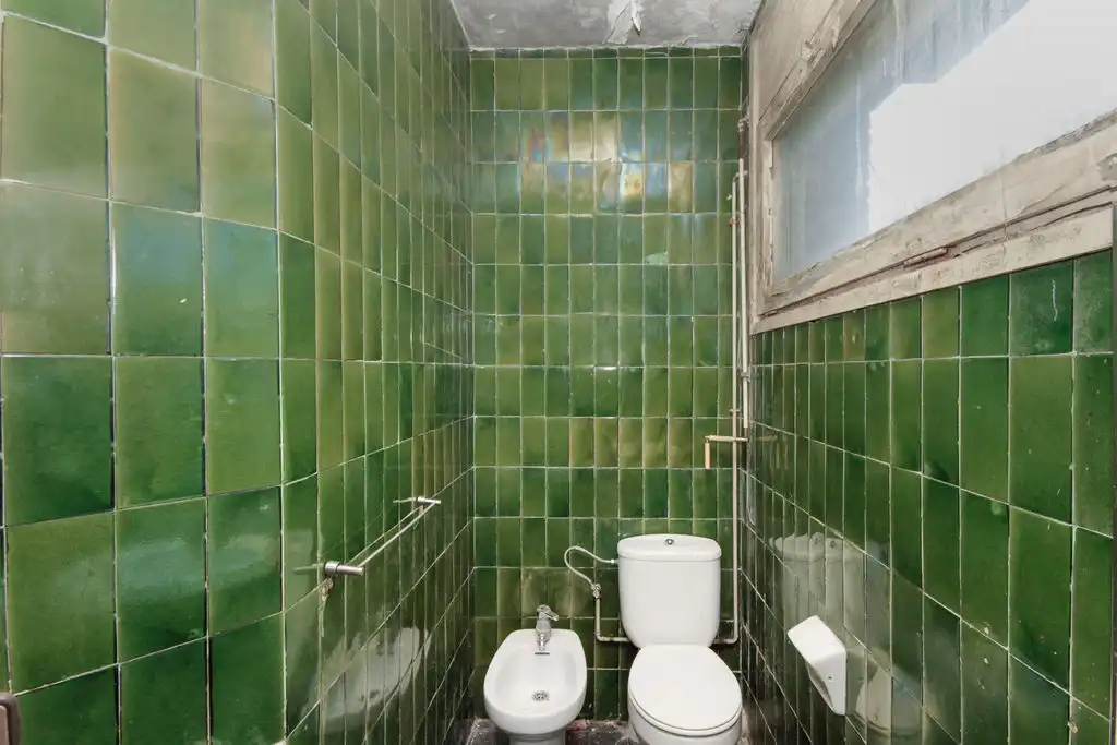 Bathroom of Flat for sale in Terrassa
