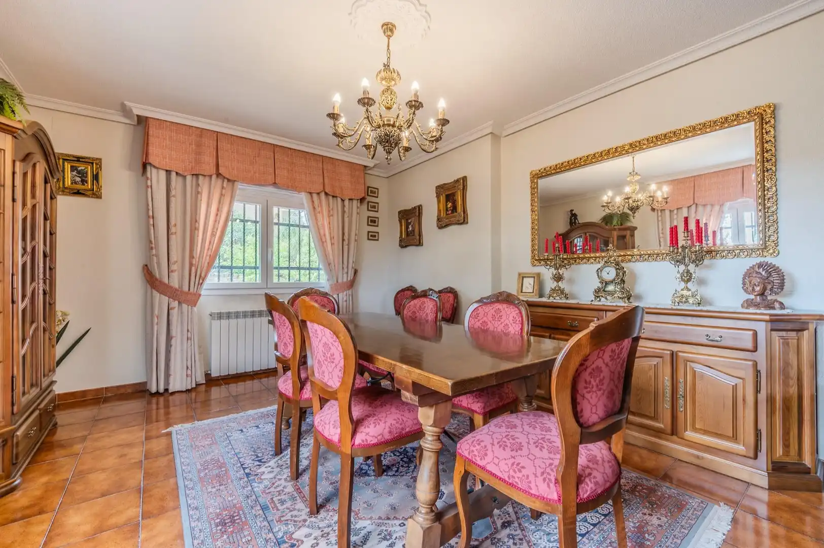 Houses for sale in Casa Amarilla