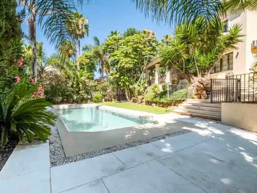 Piscina de Piso en venta en Sotogrande Alto