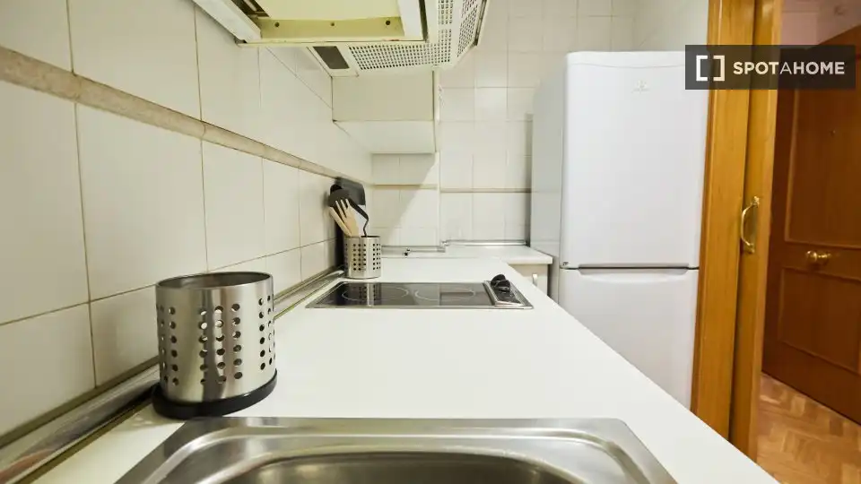 Room in Universidad - Malasaña