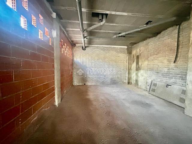 Local comercial en Alquiler en C. los Campos Góticos en La Lastra