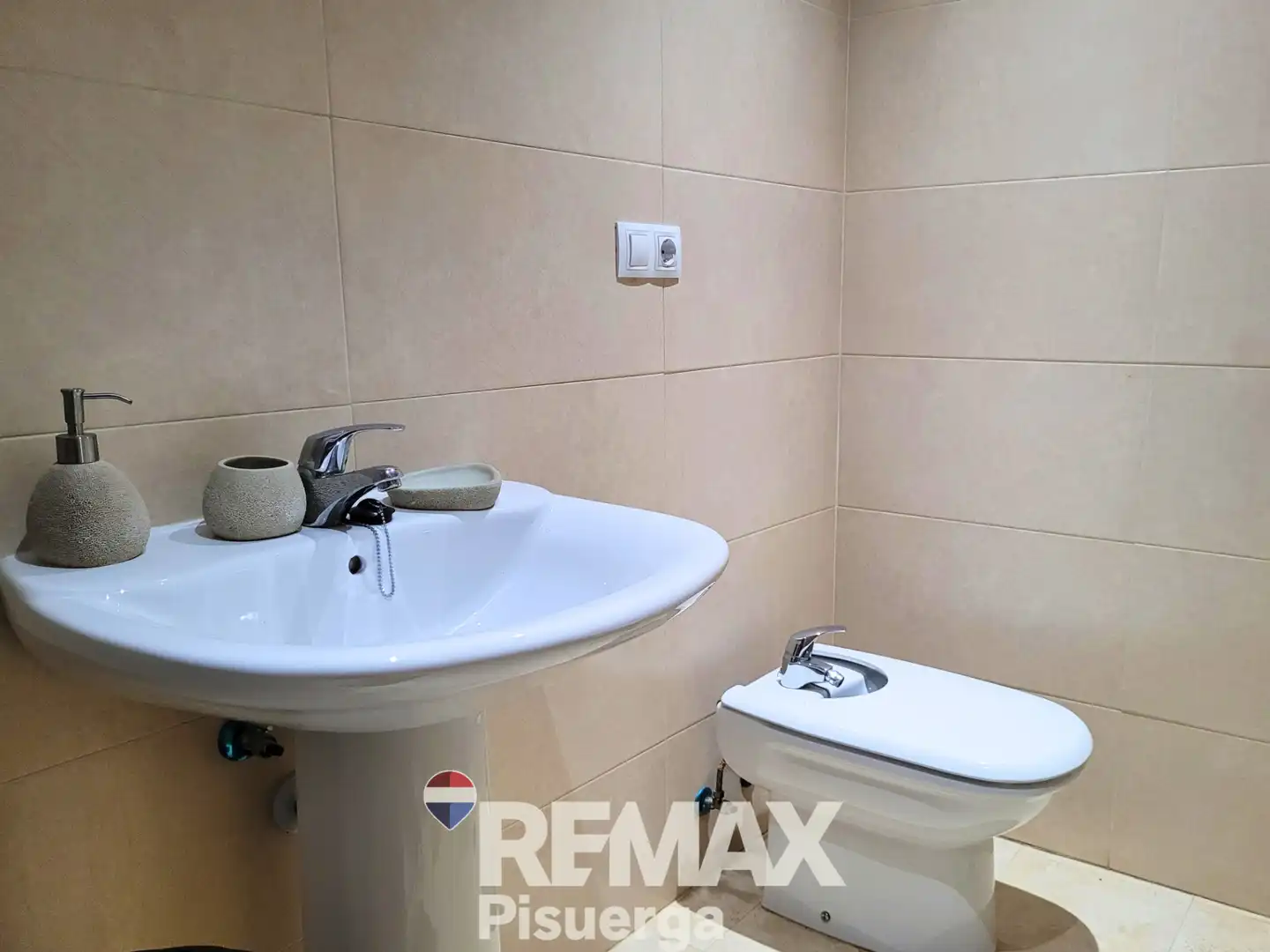 Piso en venta en Calle Alfredo Martin, 3, Santovenia de Pisuerga