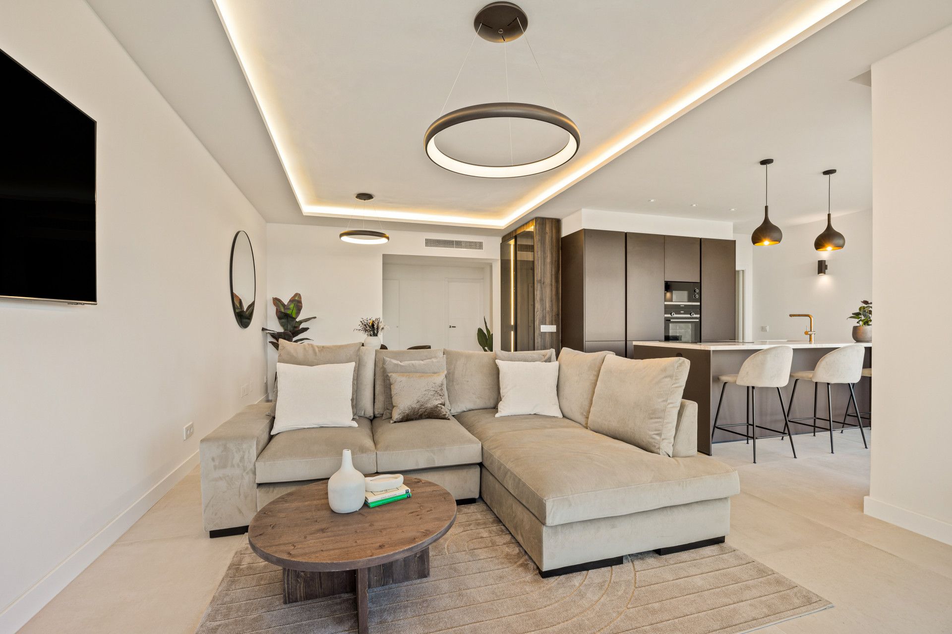 Living room of Apartment for sale in Benahavís  with Air Conditioner, Heating and Terrace