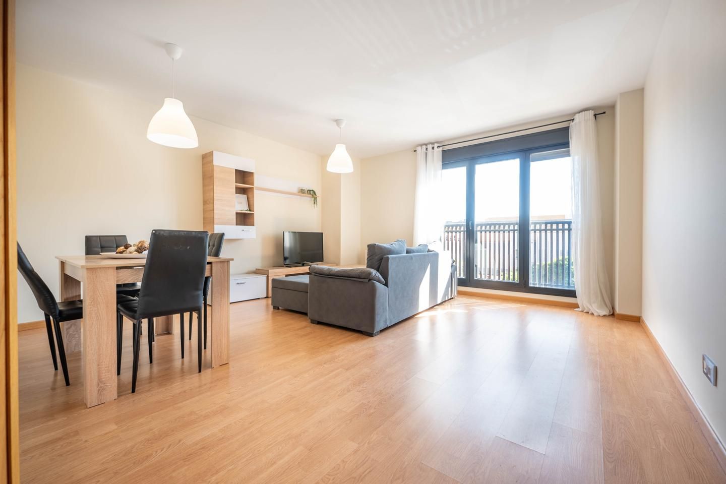 Sala d'estar de Pis en venda en Ávila Capital amb Calefacció, Terrassa i Traster