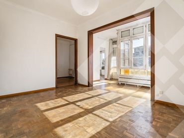 Appartamento con balcone in vendita a Via Laietana