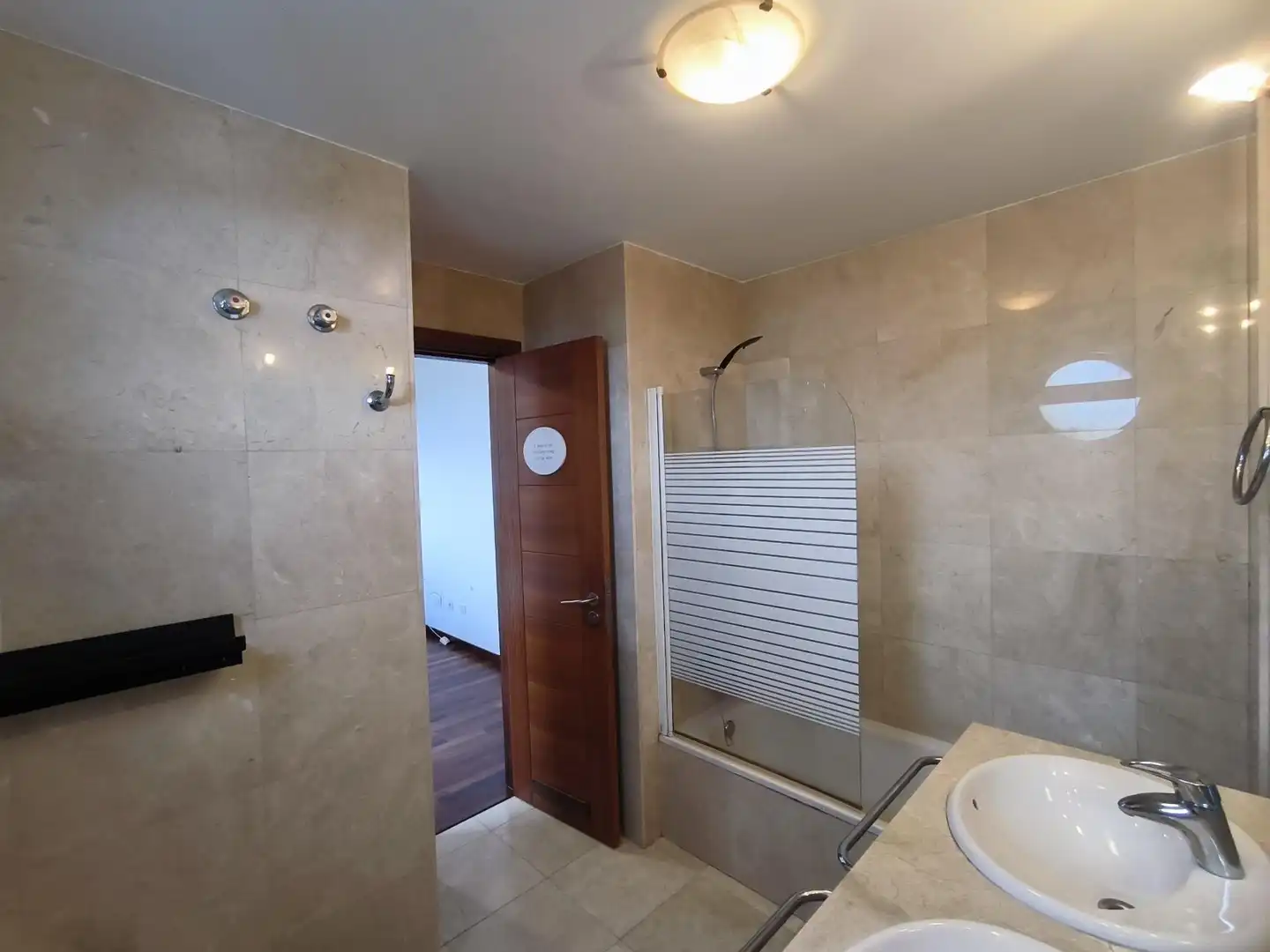 Bany de Casa adosada en venda en Las Palmas de Gran Canaria amb Jardí privat, Parquet i Terrassa