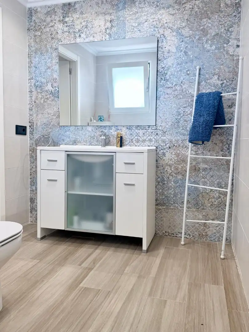 Casa bifamiliare con terrazza in vendita a Carrer Corts Valencianes, imagen 25