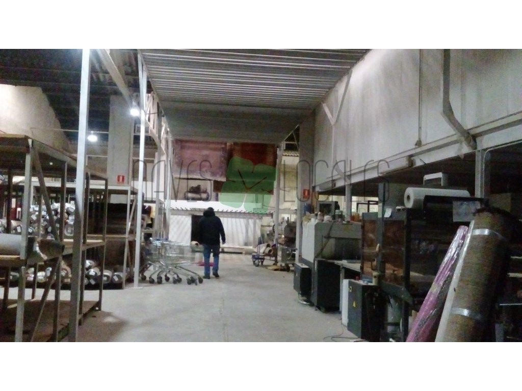 Nave industrial en venta en Pinto