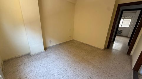 OCASIÓN PISO PARA REFORMAR EN ZONA CENTRO!!
