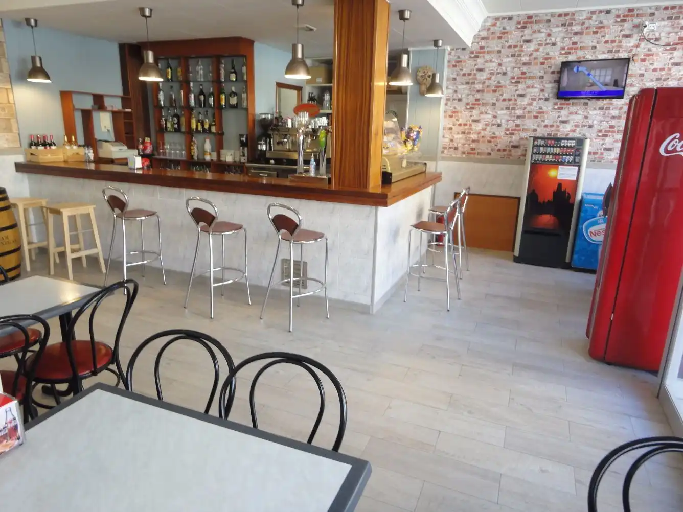 Business premises for sale in Sant Vicenç Dels Horts, imagen 3