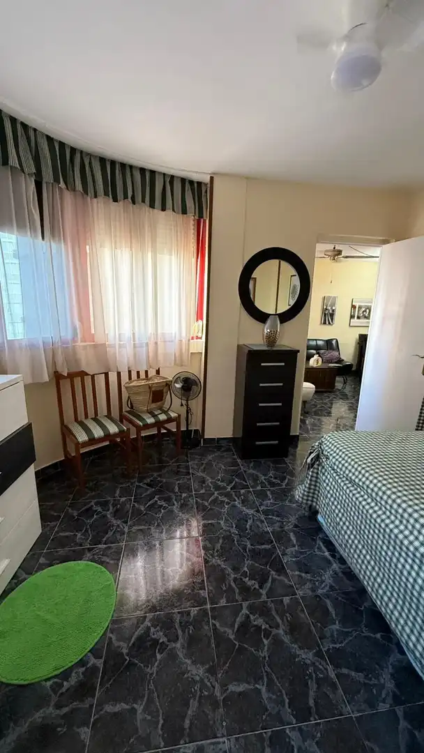 Habitación de Apartamento en venta en Benidorm con Aire acondicionado, Calefacción y Jardín privado