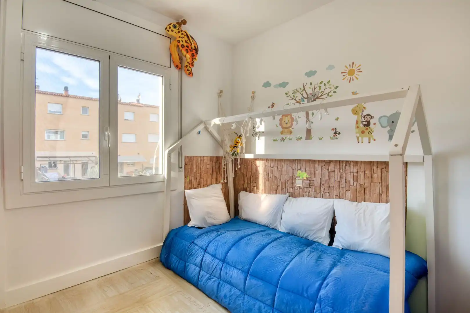 Habitación de Casa adosada en venta en Santa Cristina d'Aro con Calefacción, Jardín privado y Terraza