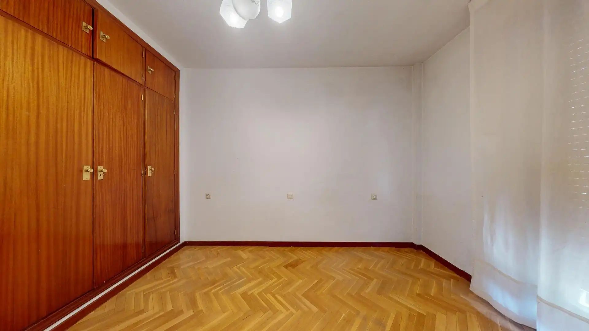 Habitación de Piso en venta en Madrid con Aire acondicionado y Calefacción