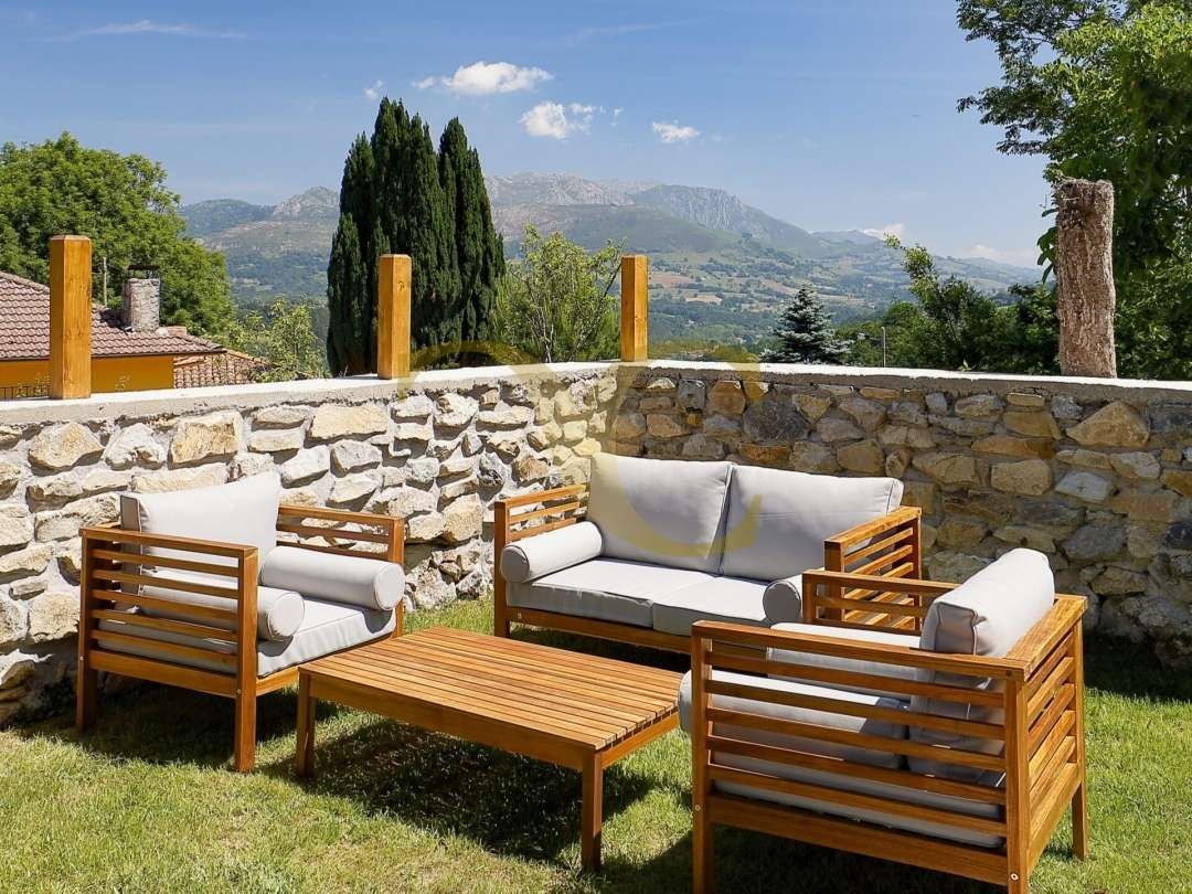 Terraza de Edificio en venta en Piloña