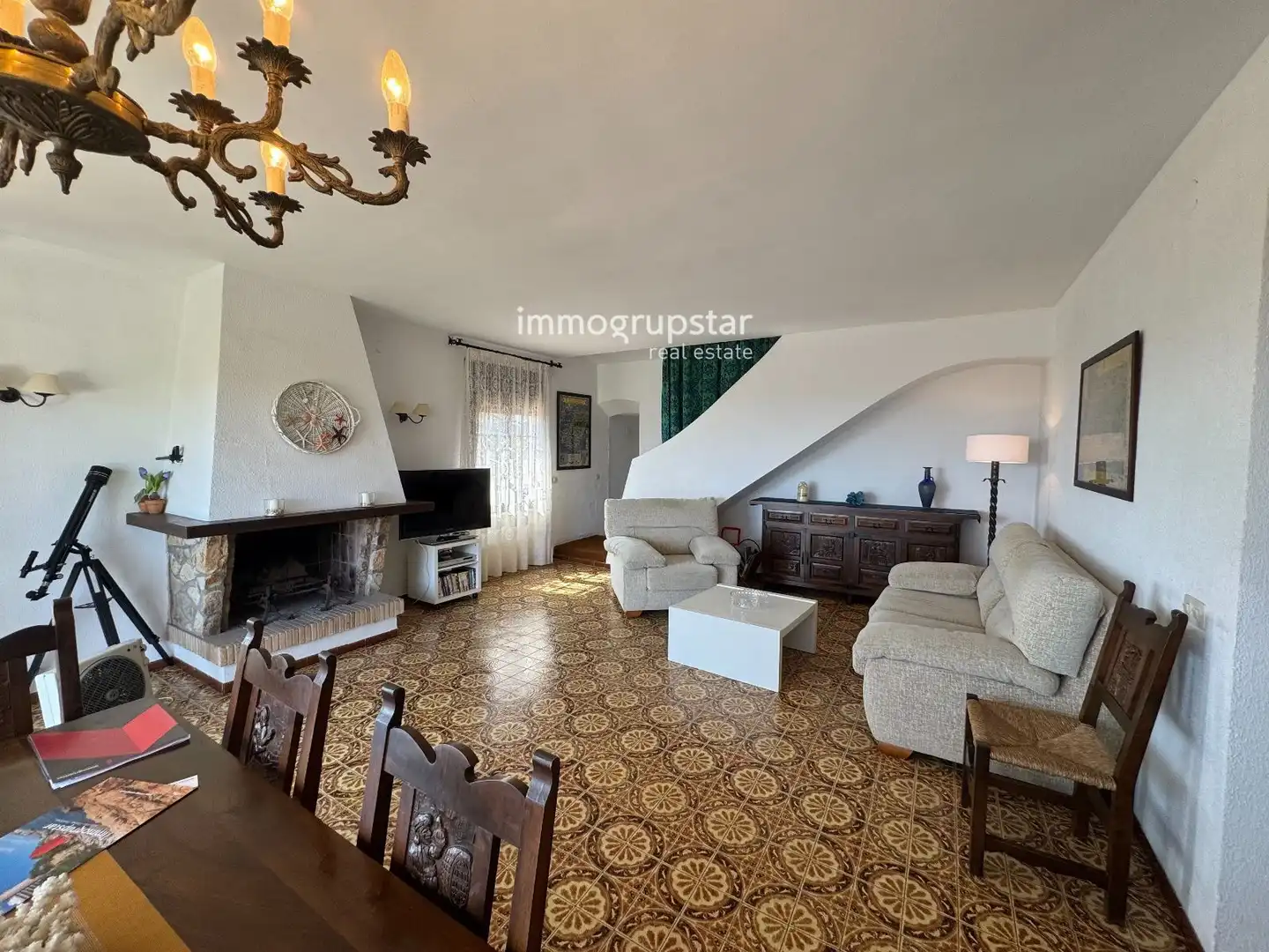 Terraced house with terrace for sale in de Narcis Monturiol, imagen 6