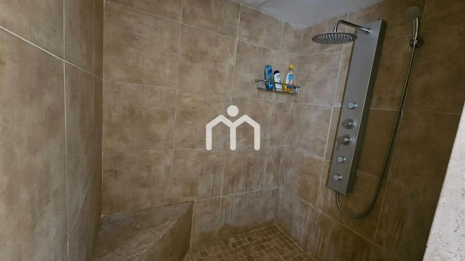 Baño de Casa o chalet en venta en Cabrils con Calefacción, Parquet y Terraza