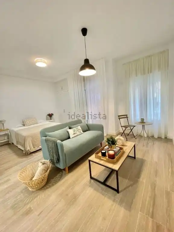 Dormitori de Apartament en venda en Madrid amb Aire condicionat, Calefacció i Terrassa
