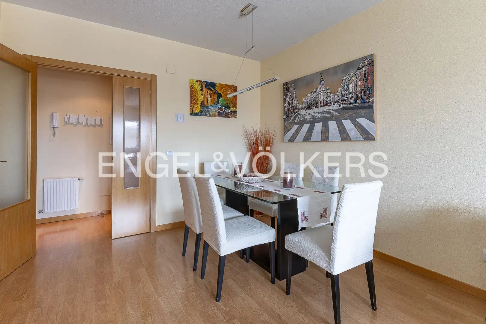 Dining room of Flat for sale in Madrid  with Air Conditioner, Heating and Storage room
