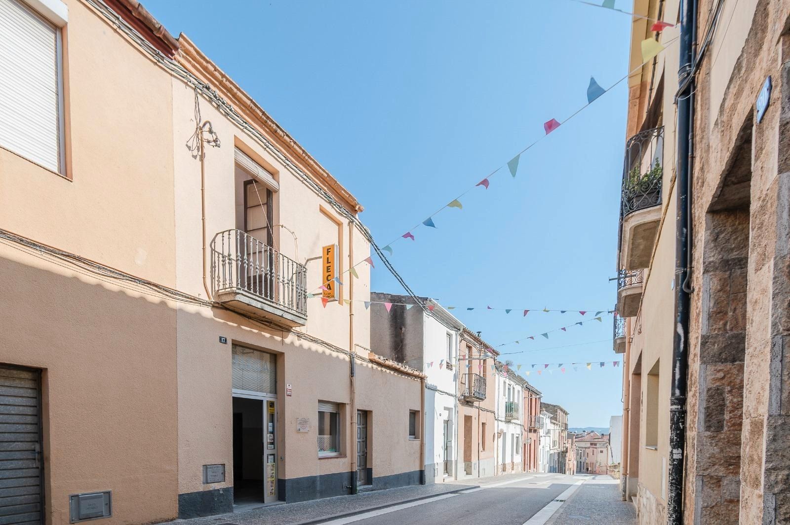 Vista exterior de Casa o xalet en venda en Llagostera amb Jardí privat