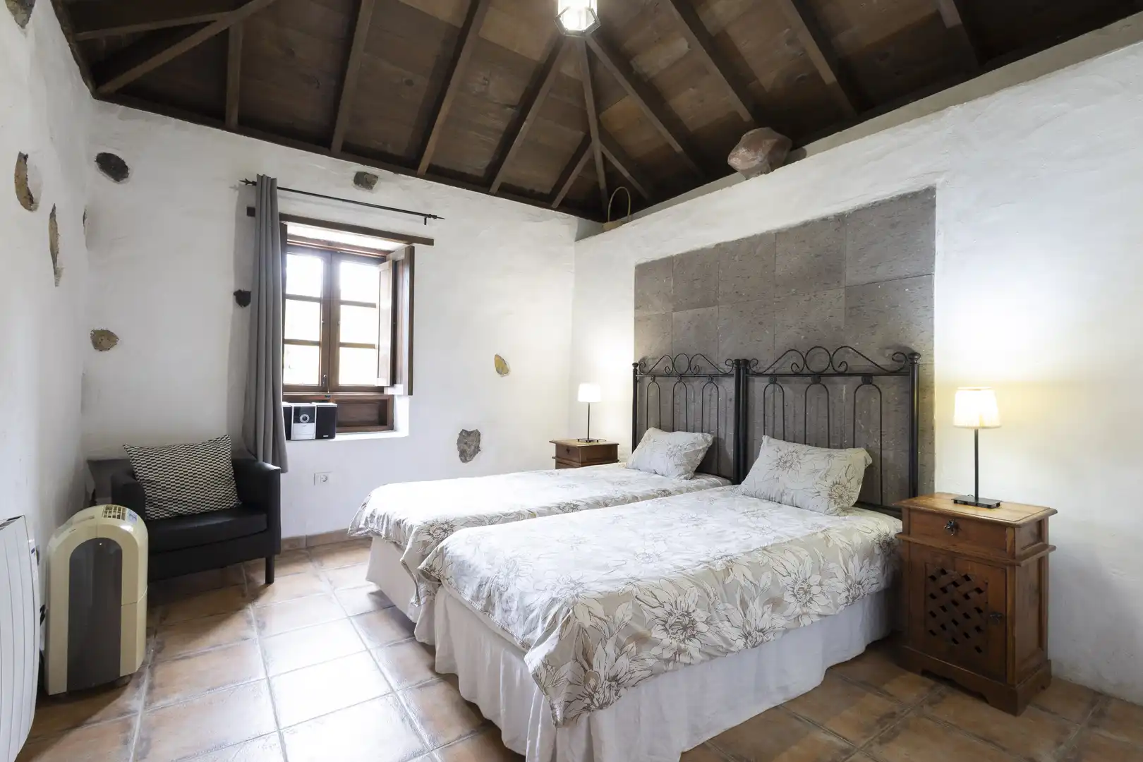 Finca rústica en venta en La Vega - El Amparo - Cueva del Viento