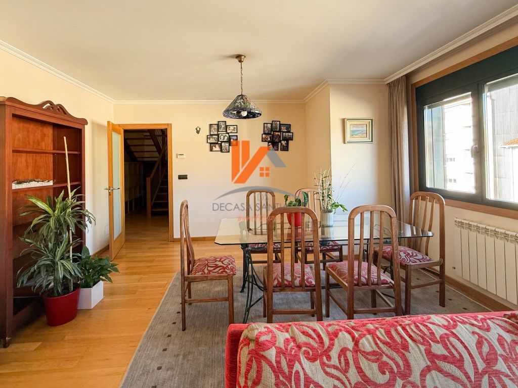 Comedor de Dúplex en venta en Santiago de Compostela 