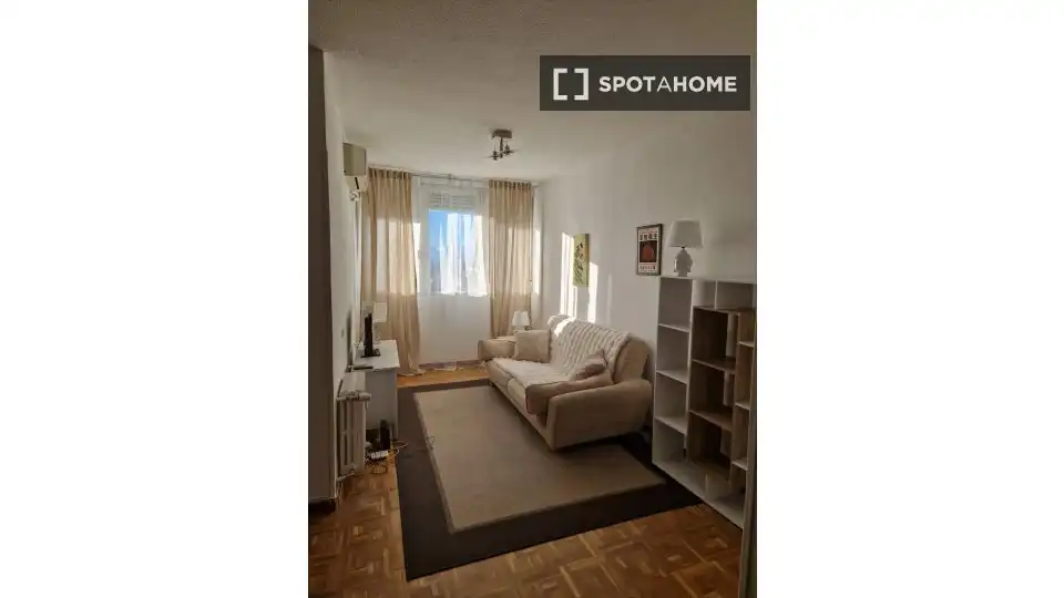 Habitación en Cuatro Caminos - Azca