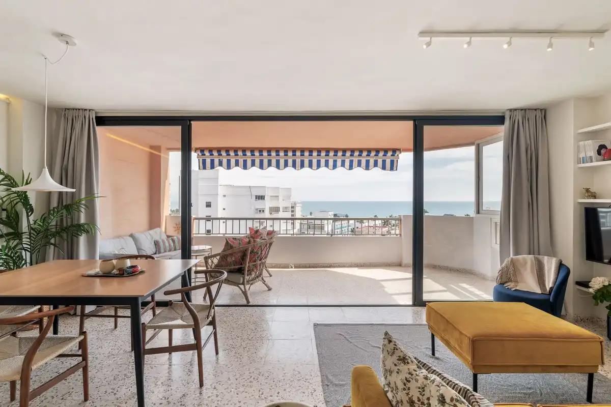 Terraza de Apartamento en venta en Torremolinos con Aire acondicionado, Terraza y Piscina comunitaria