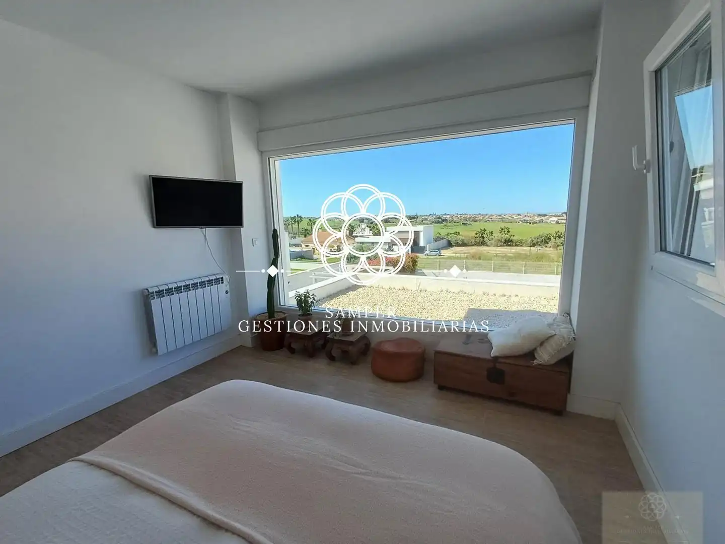 Bedroom of Houses for sale in Sanlúcar de Barrameda  with Swimming Pool
