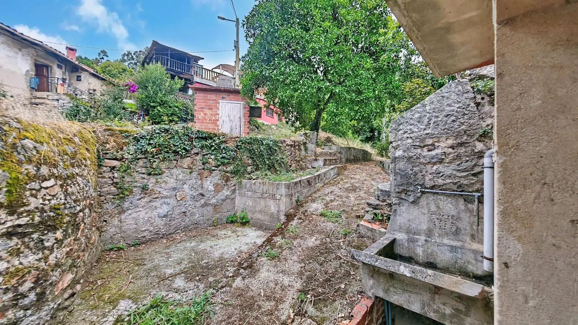 Detached homes for sale in Belmonte de Miranda