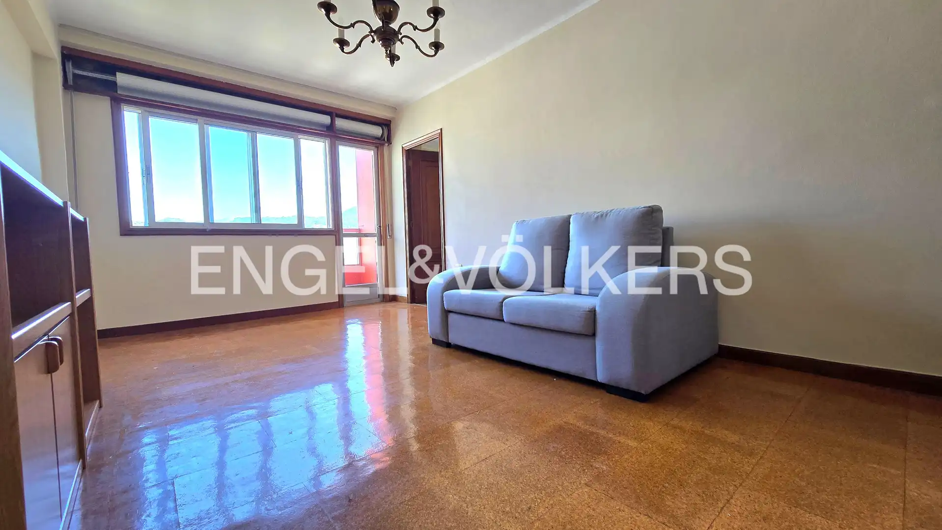 Sala de estar de Piso en venta en Vigo  con Calefacción y Balcón