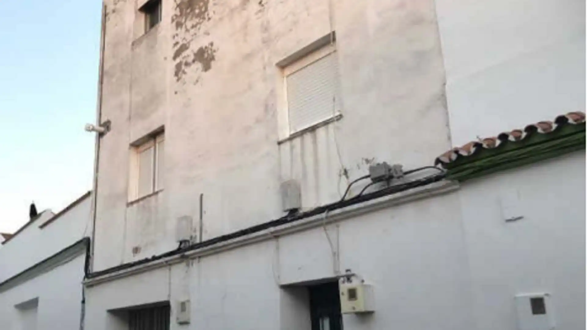 Flat for sale in C/ Paz , Los Barrios