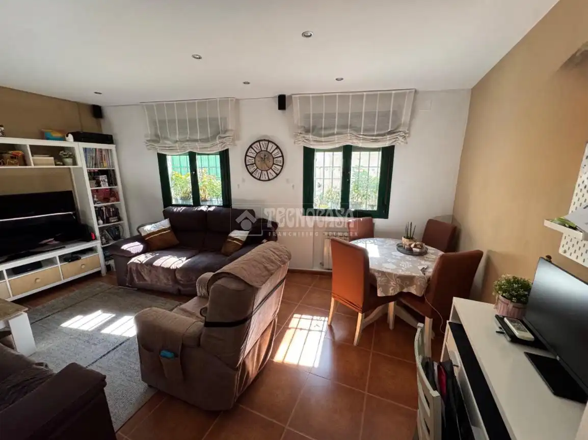 Sala d'estar de Pis en venda en Chinchón amb Aire condicionat, Calefacció i Traster