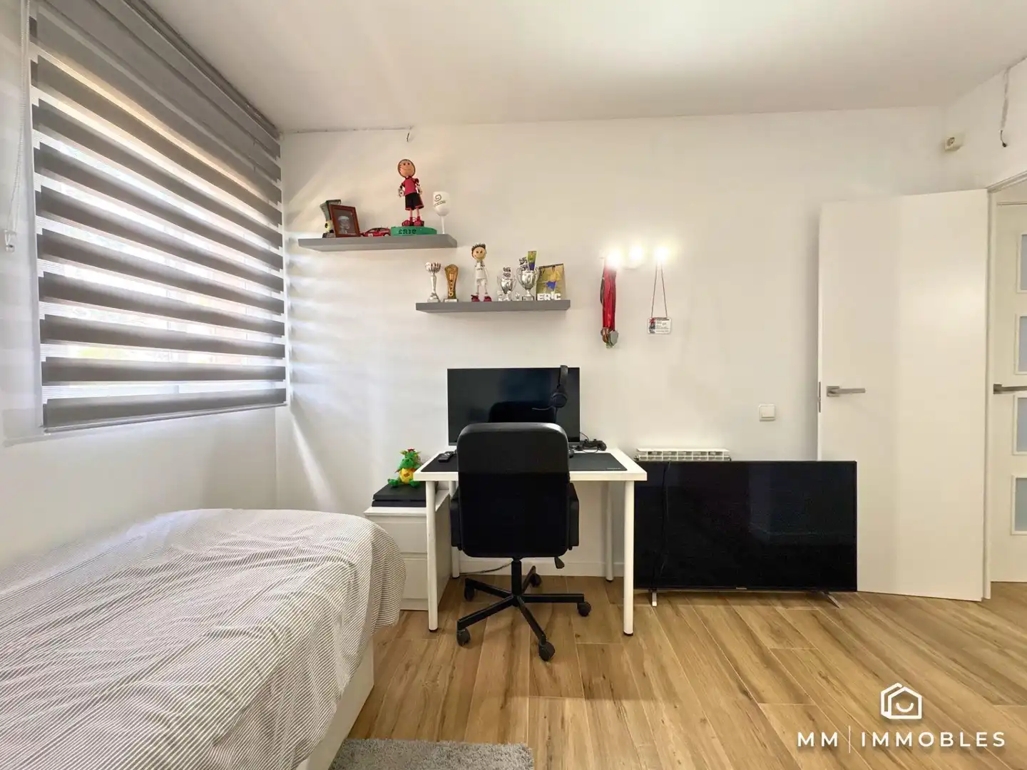Habitación de Piso en venta en Canovelles con Aire acondicionado, Calefacción y Balcón