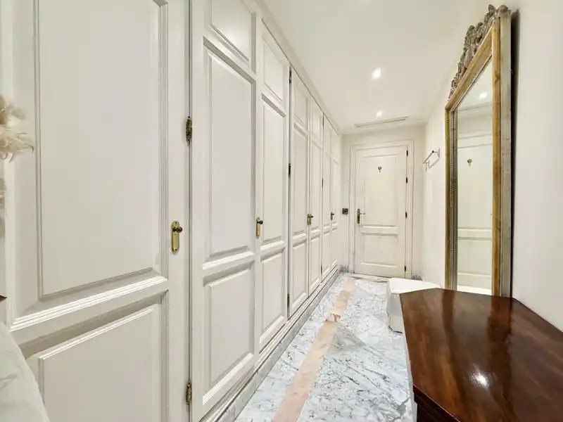 Apartamento de alquiler en Marbella con Aire acondicionado, Calefacción y Terraza